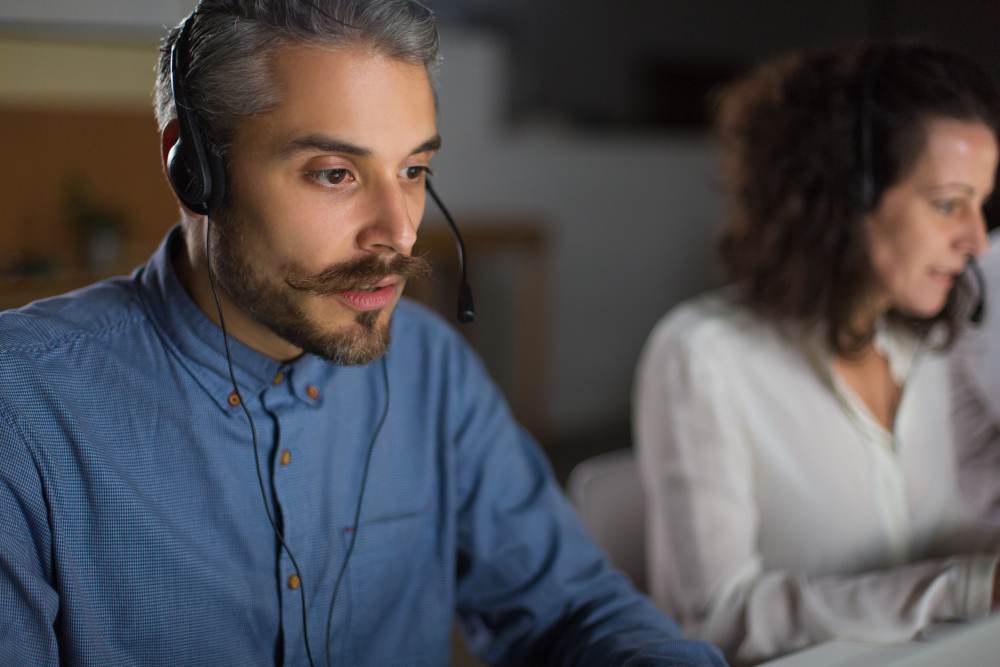 Nearshore vs offshore vs onshore Nearshore vs offshore vs onshore : quelle équation pour le Help Desk des ETI françaises en 2026 ?